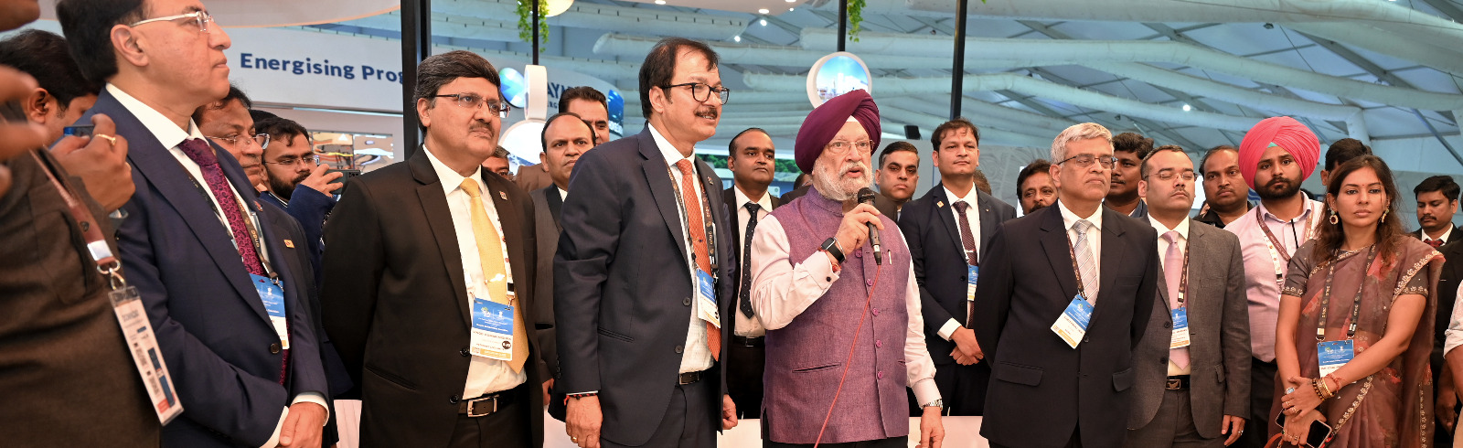 Shri Hardeep Singh Puriji, Hon'ble Union Minister for Petroleum and Natural Gas and Housing and Urban Affairs visiting PLL's stall at IEW